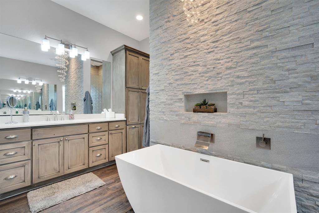 8611 Mattie Lane, Waxahachie, TX 75167
