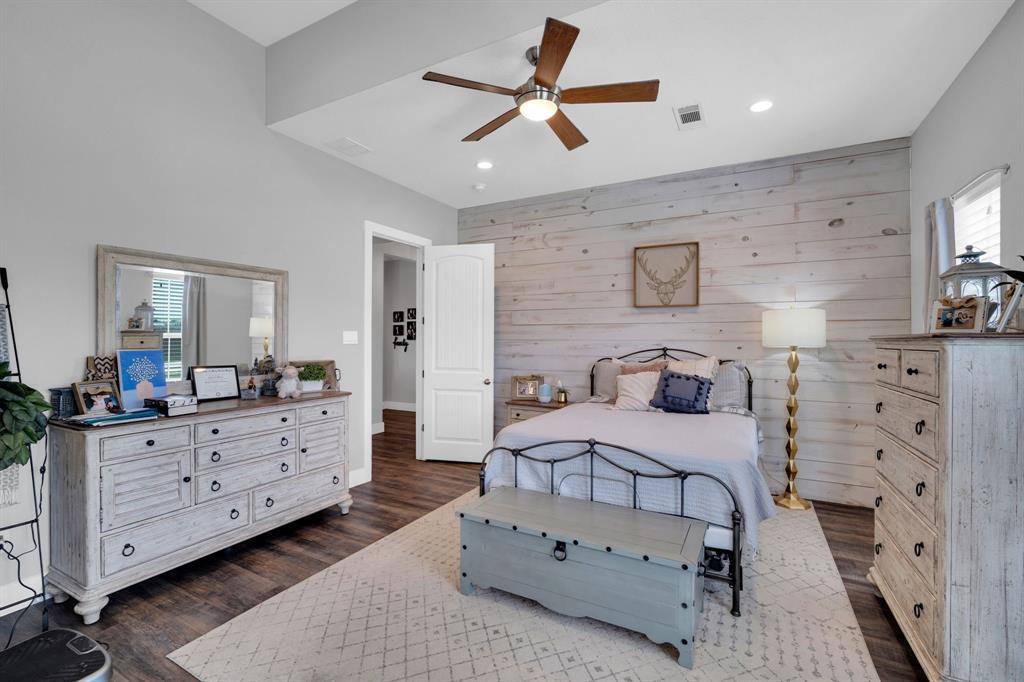 8611 Mattie Lane, Waxahachie, TX 75167