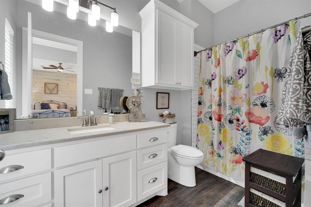 8611 Mattie Lane, Waxahachie, TX 75167