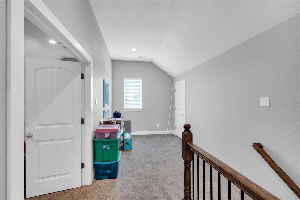 8611 Mattie Lane, Waxahachie, TX 75167