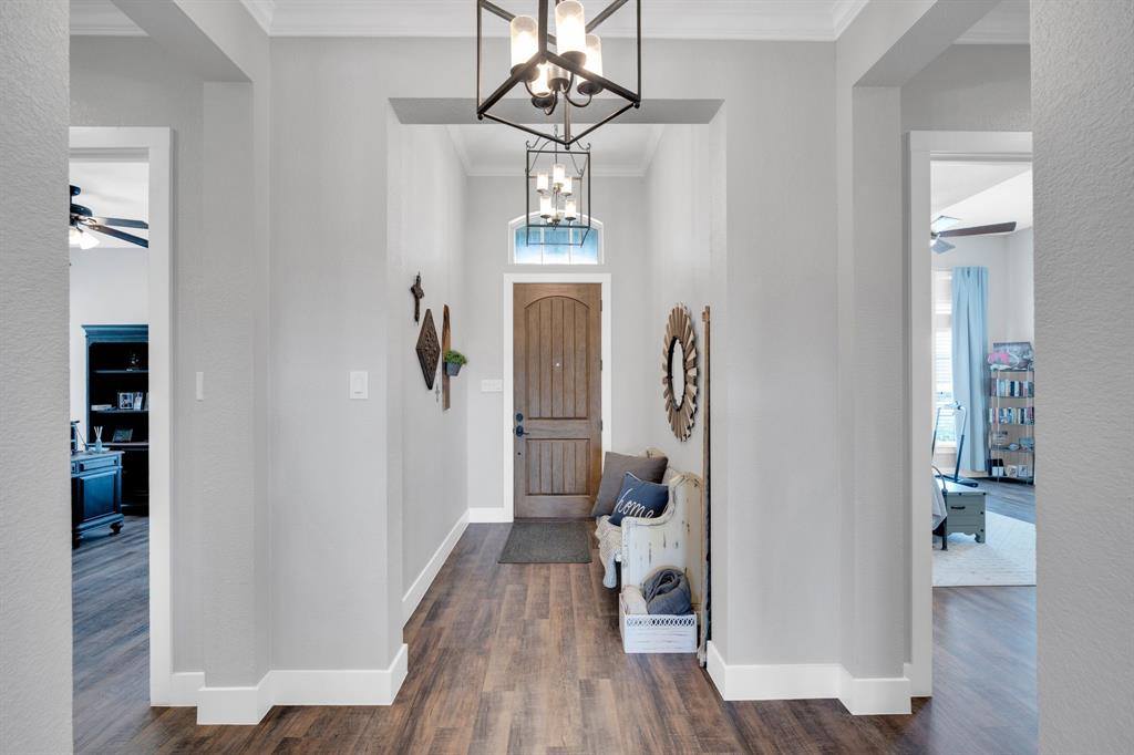 8611 Mattie Lane, Waxahachie, TX 75167