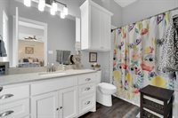 8611 Mattie Lane, Waxahachie, TX 75167