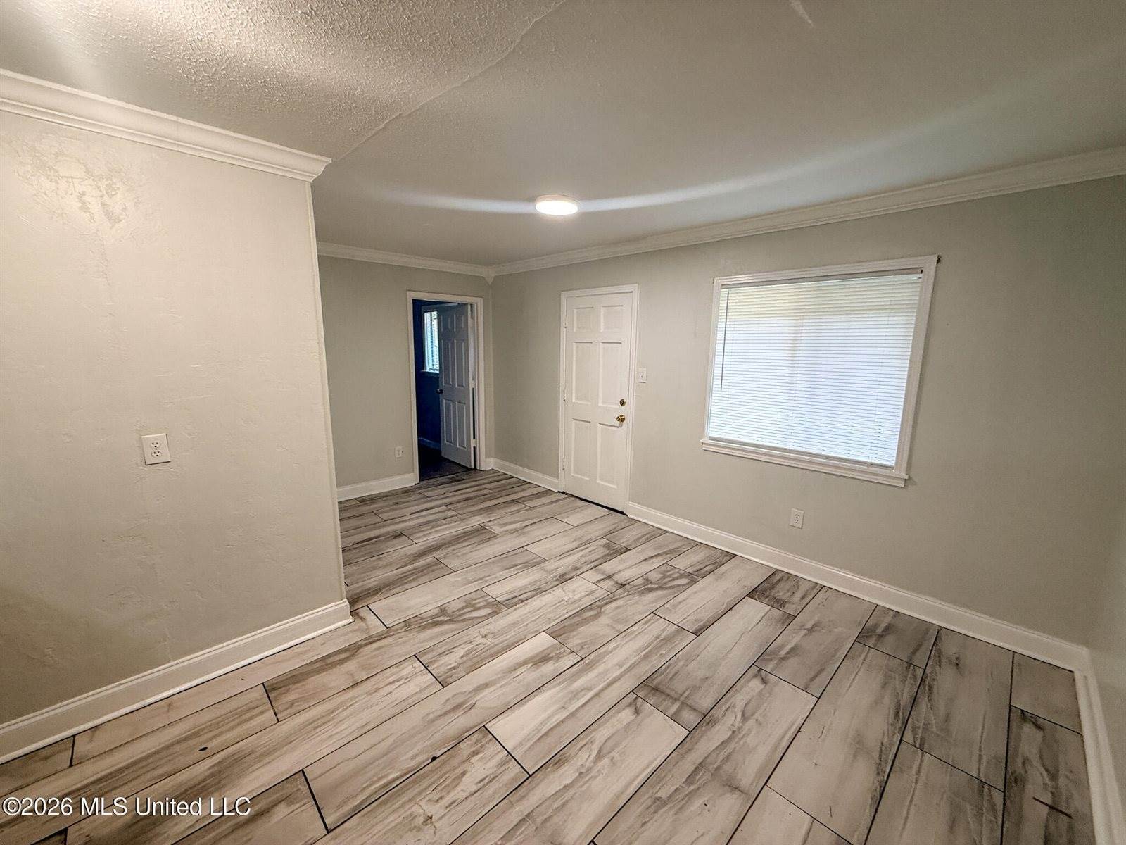 939 Pine Lake Drive, Jackson, MS 39206