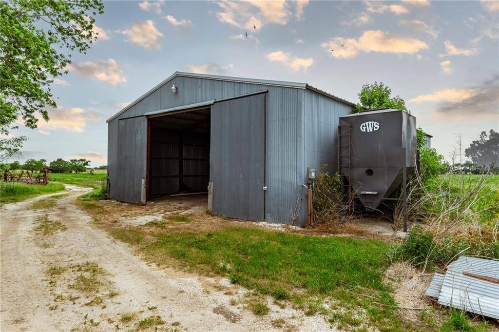 29040 Bethel Church Road, Paola, KS 66071