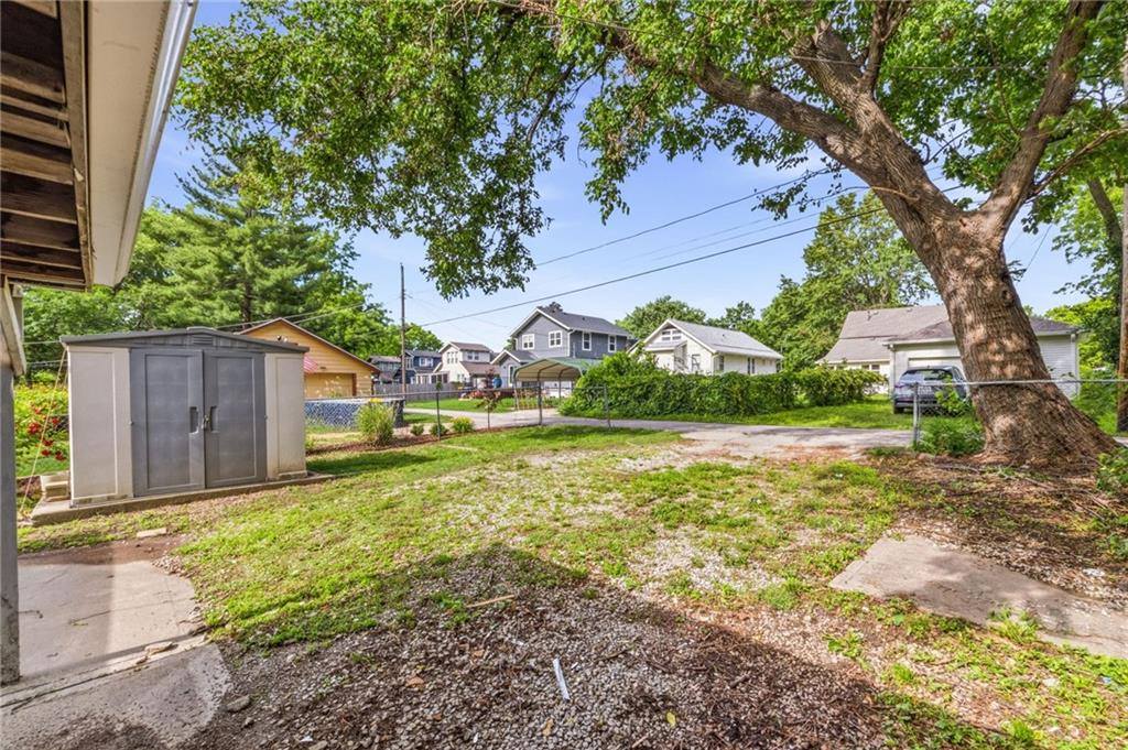 6010 Kenwood Avenue, Kansas City, MO 64110