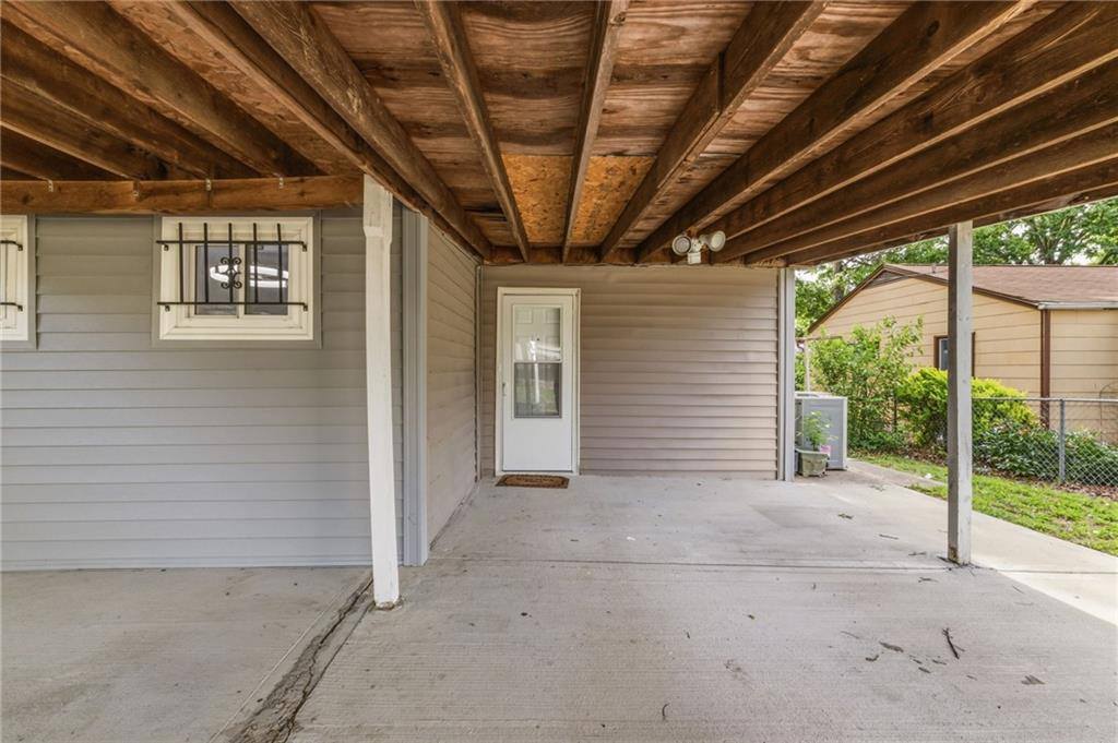6010 Kenwood Avenue, Kansas City, MO 64110
