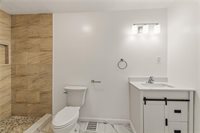 6010 Kenwood Avenue, Kansas City, MO 64110
