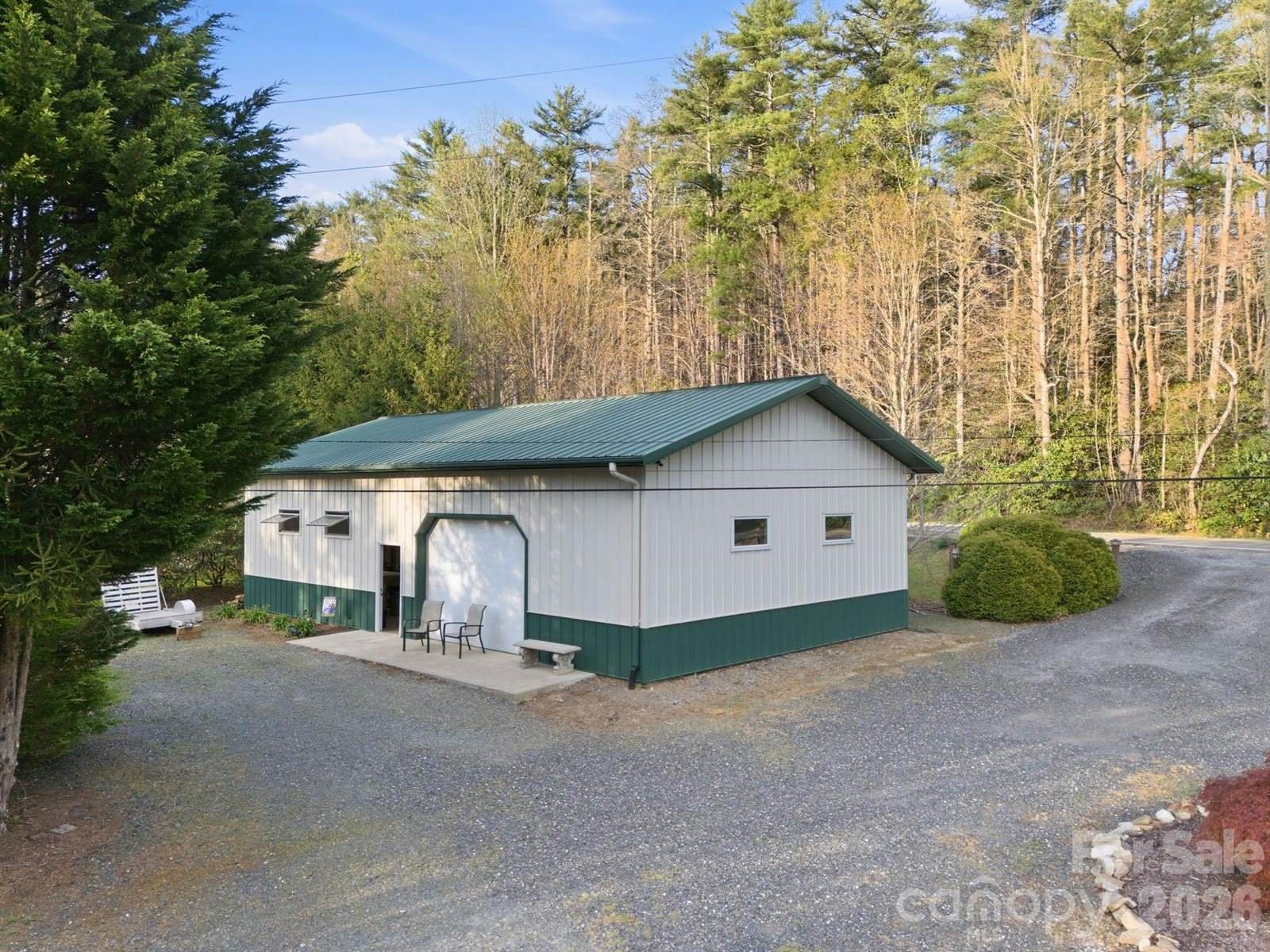 8186 NC 183 Highway, Linville Falls, NC 28657