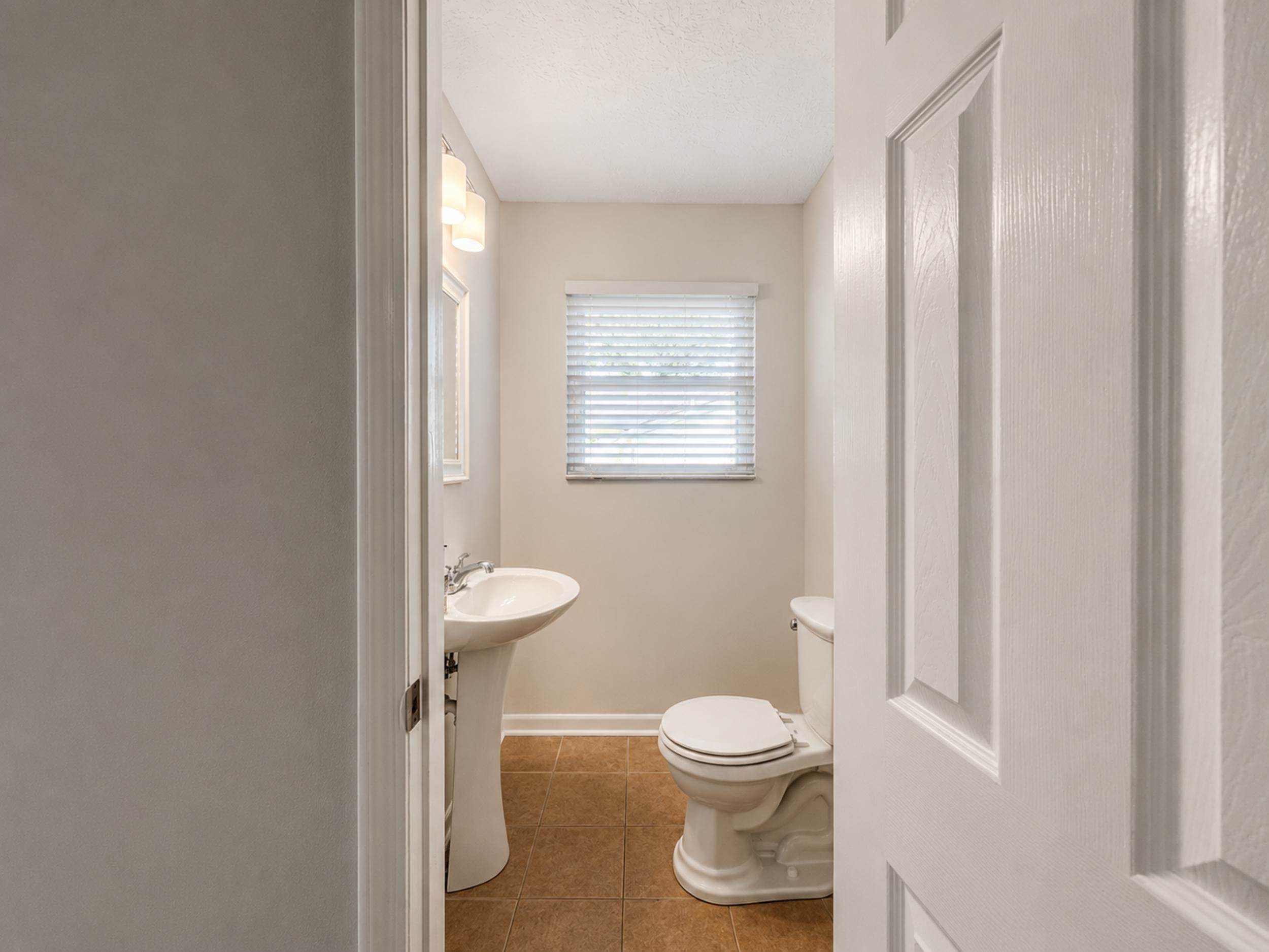 1532 adams circle, hampton, VA 23663