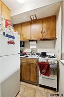 1738 South 32Nd Avenue, Omaha, NE 68105