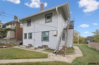 1738 South 32Nd Avenue, Omaha, NE 68105