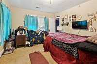 1738 South 32Nd Avenue, Omaha, NE 68105