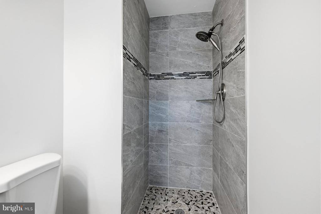 19103 Grotto Lane, Germantown, MD 20874