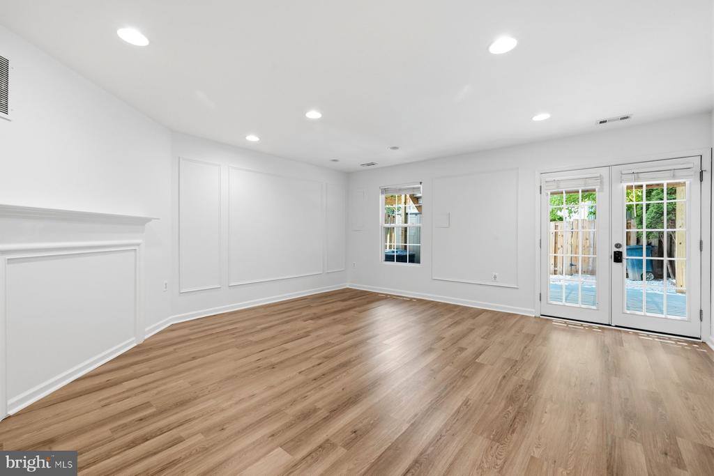 19103 Grotto Lane, Germantown, MD 20874