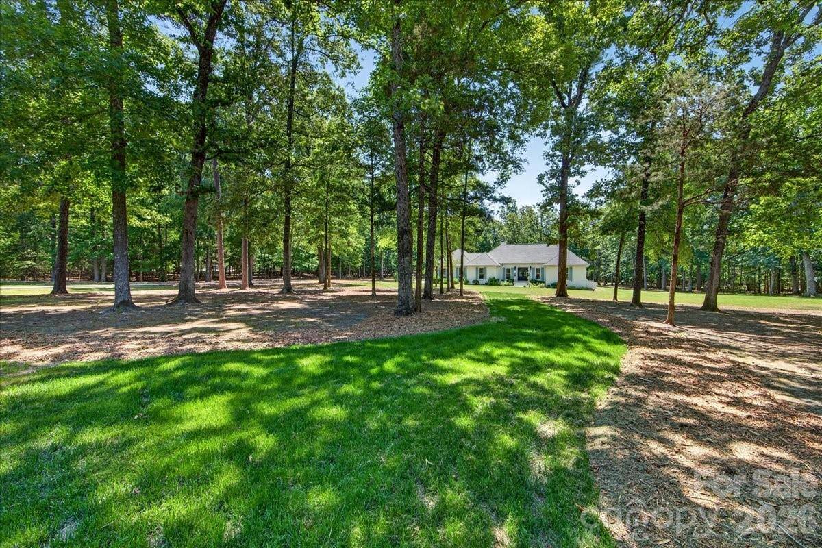 11100 Tara Oaks Drive, Mint Hill, NC 28227