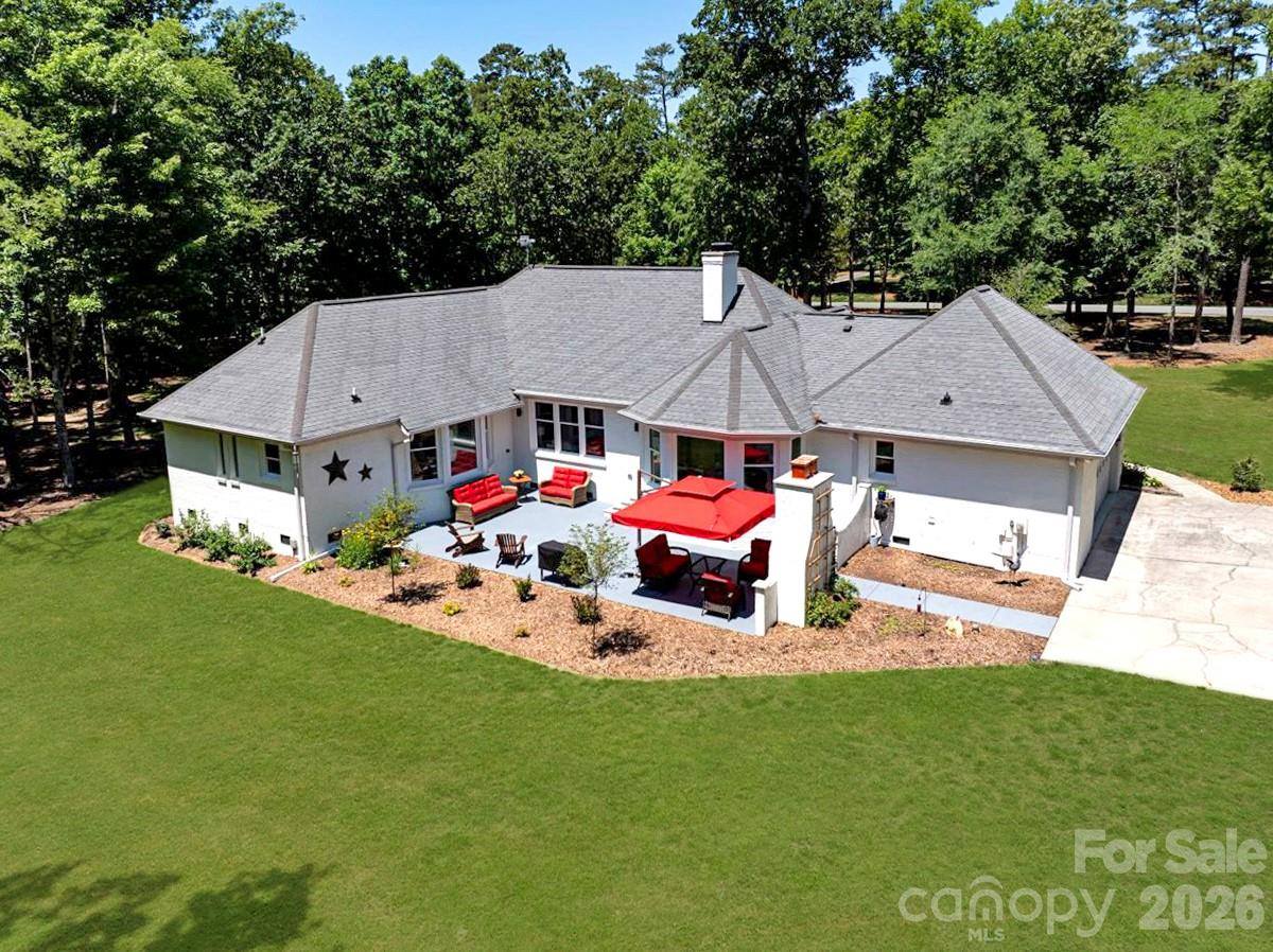 11100 Tara Oaks Drive, Mint Hill, NC 28227