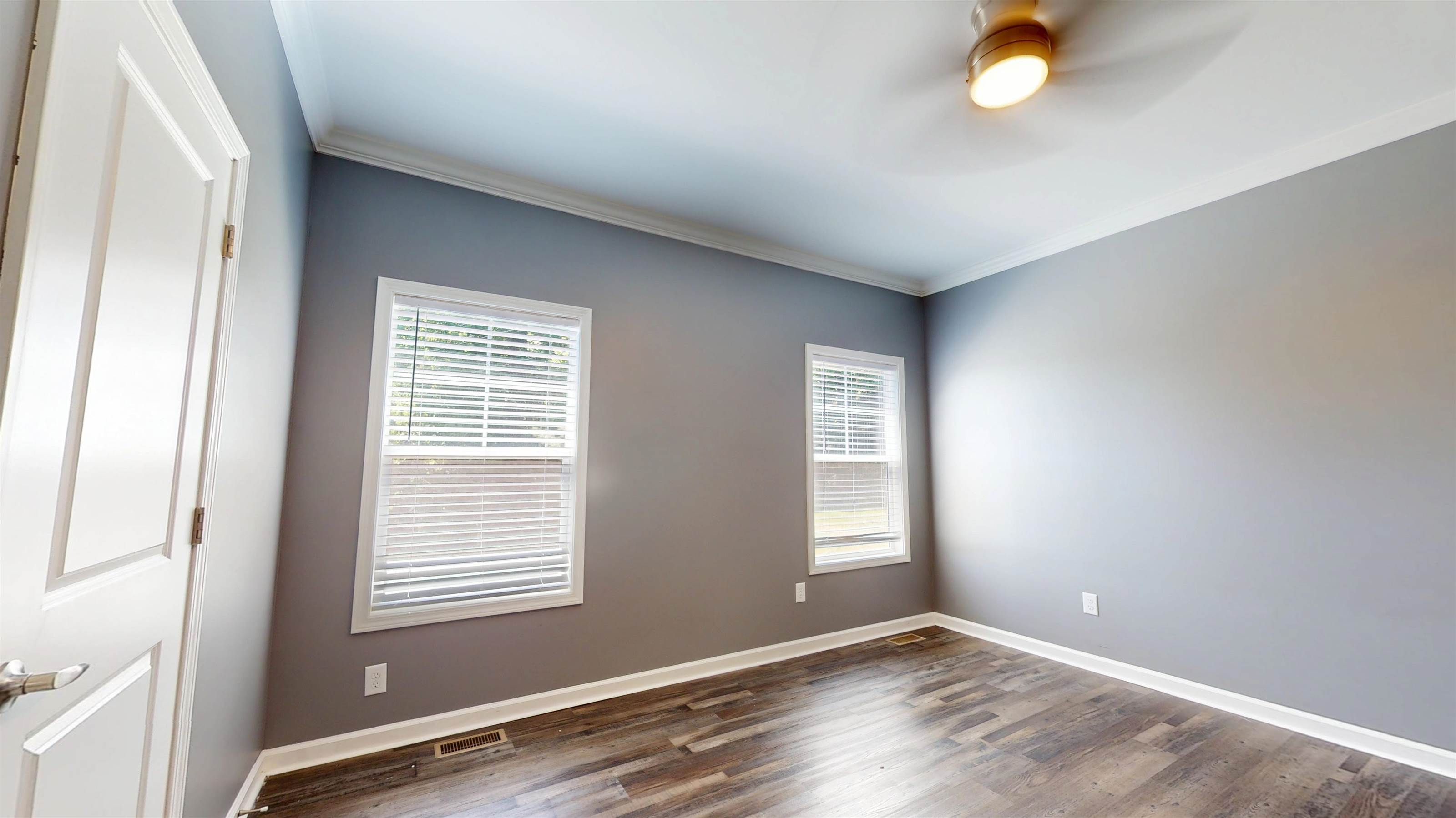 2 Watsell Dr, Leicester, NC 28748