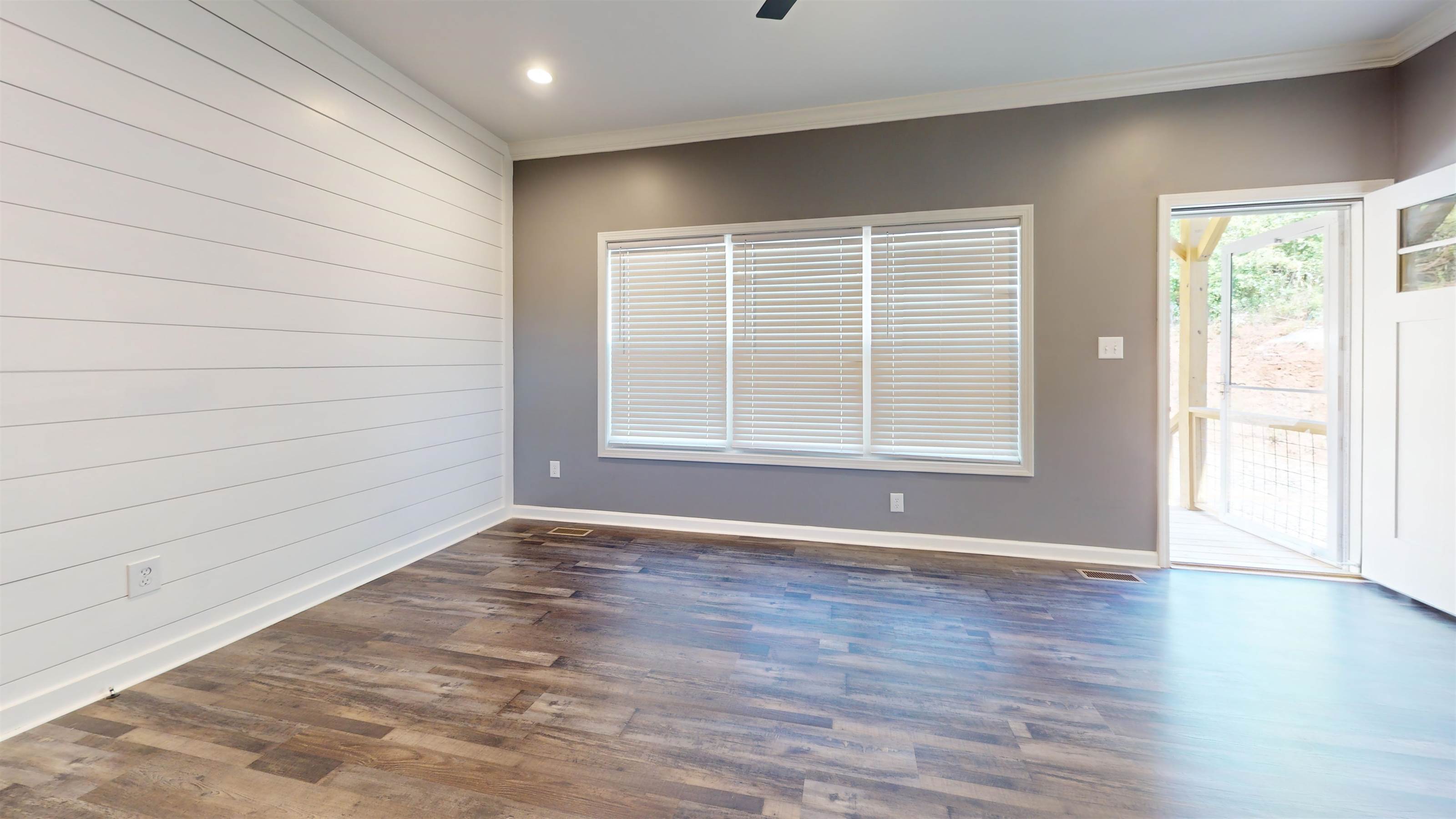 2 Watsell Dr, Leicester, NC 28748