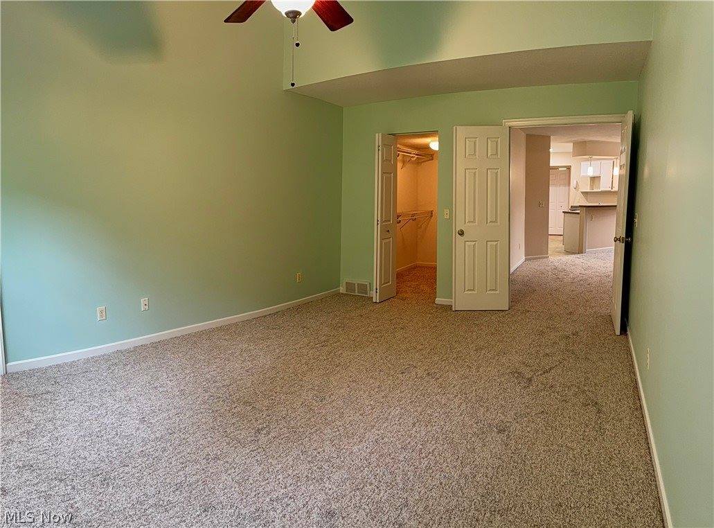 156 Spinnaker Drive, Columbiana, OH 44408