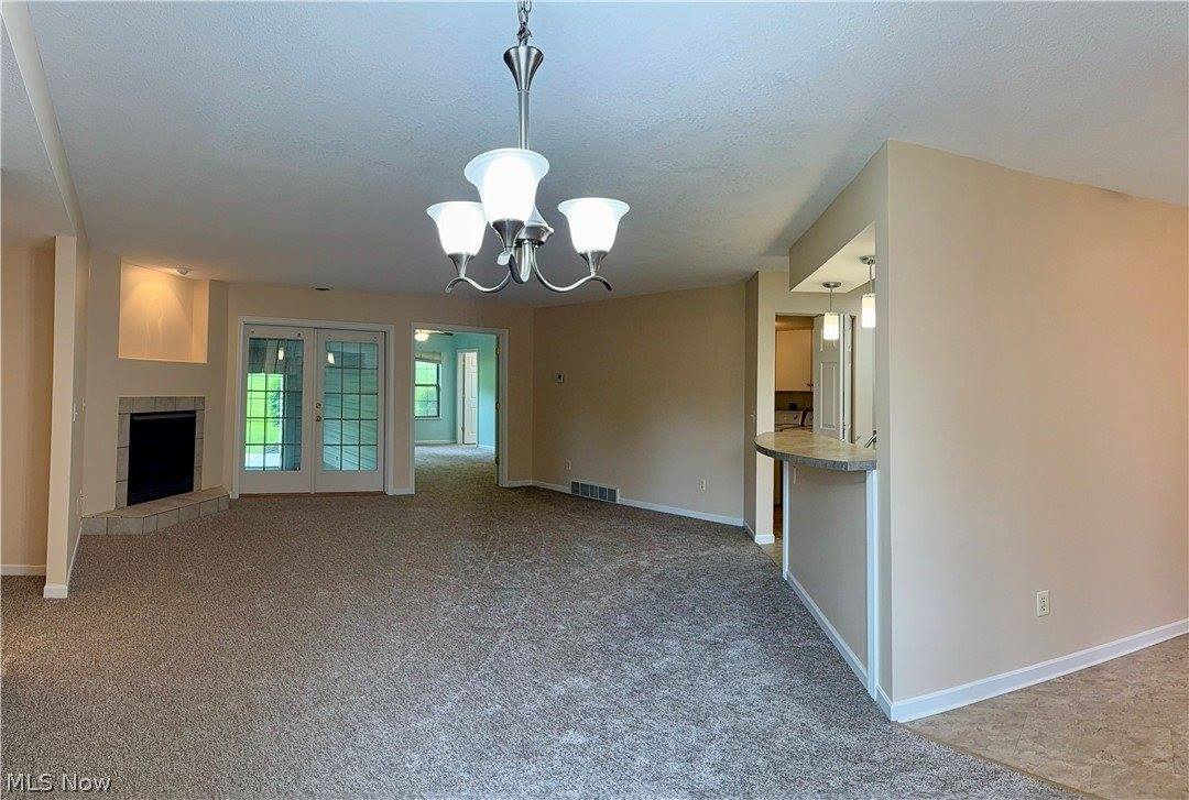 156 Spinnaker Drive, Columbiana, OH 44408