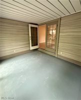 156 Spinnaker Drive, Columbiana, OH 44408