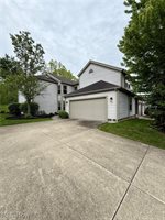156 Spinnaker Drive, Columbiana, OH 44408