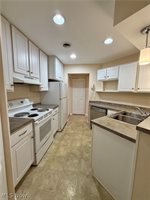 156 Spinnaker Drive, Columbiana, OH 44408