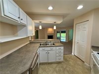 156 Spinnaker Drive, Columbiana, OH 44408