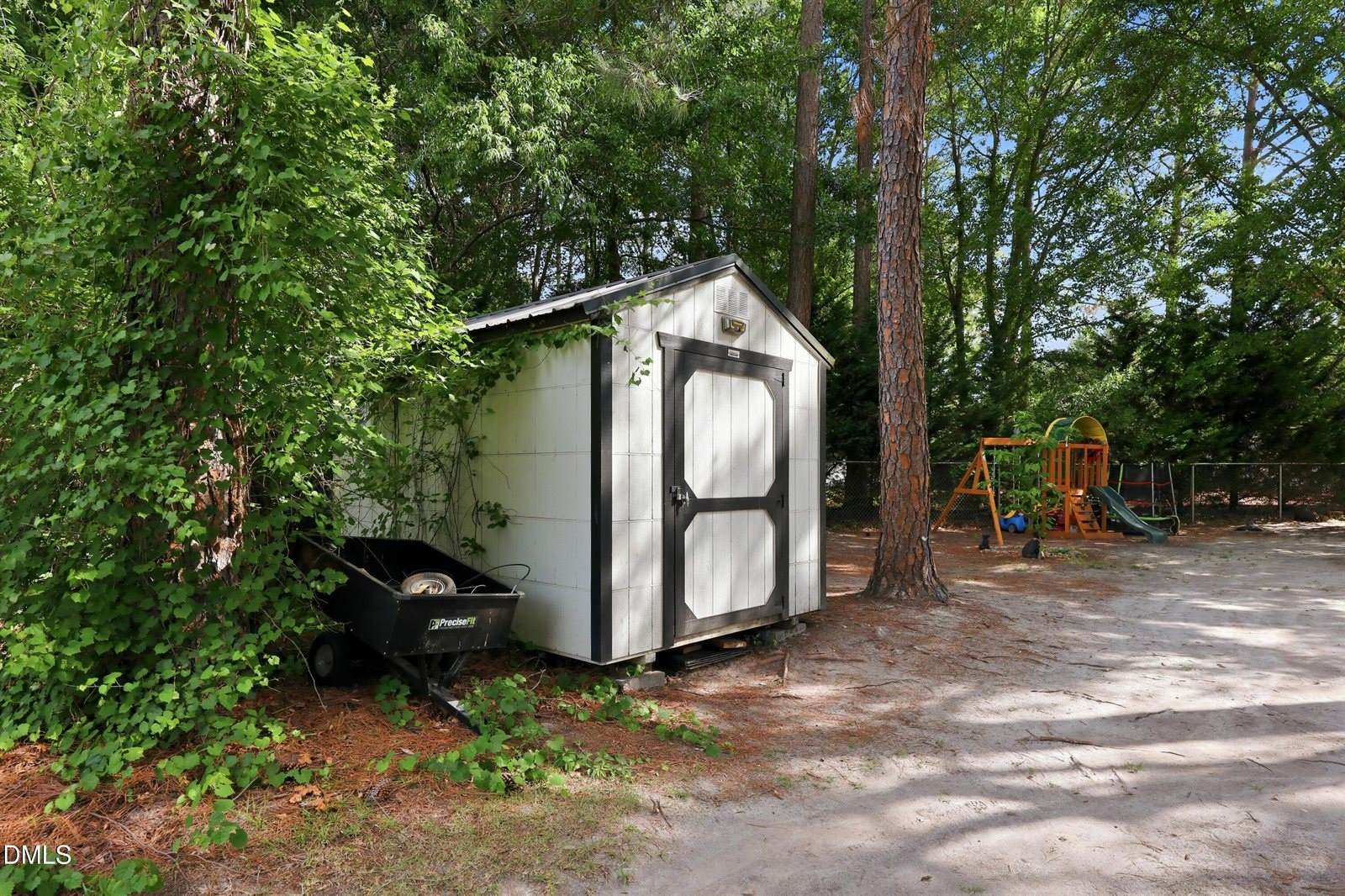 75 Kellam Drive, Lillington, NC 27546