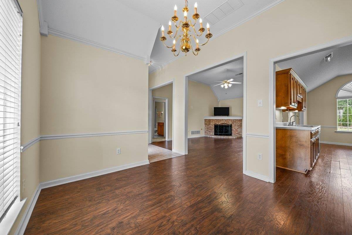 250 Lakewood Dr, Oakland, TN 38060