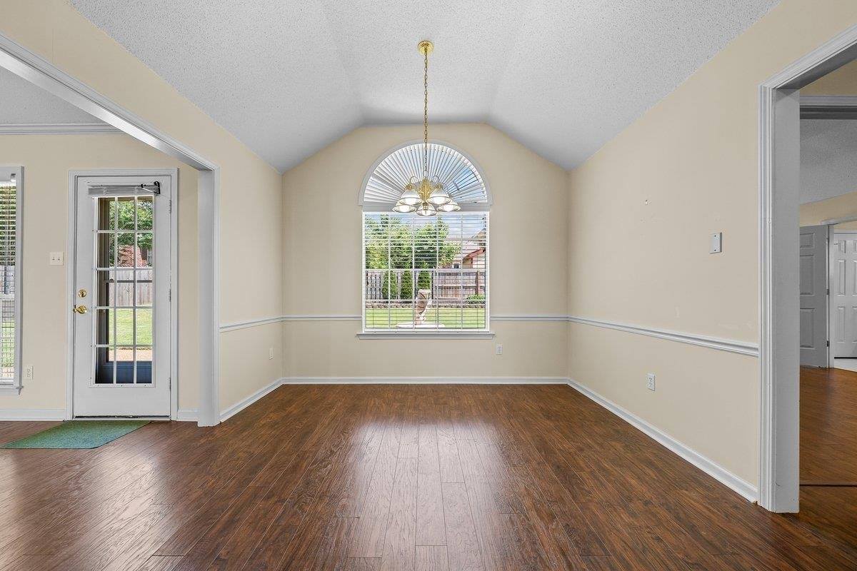 250 Lakewood Dr, Oakland, TN 38060