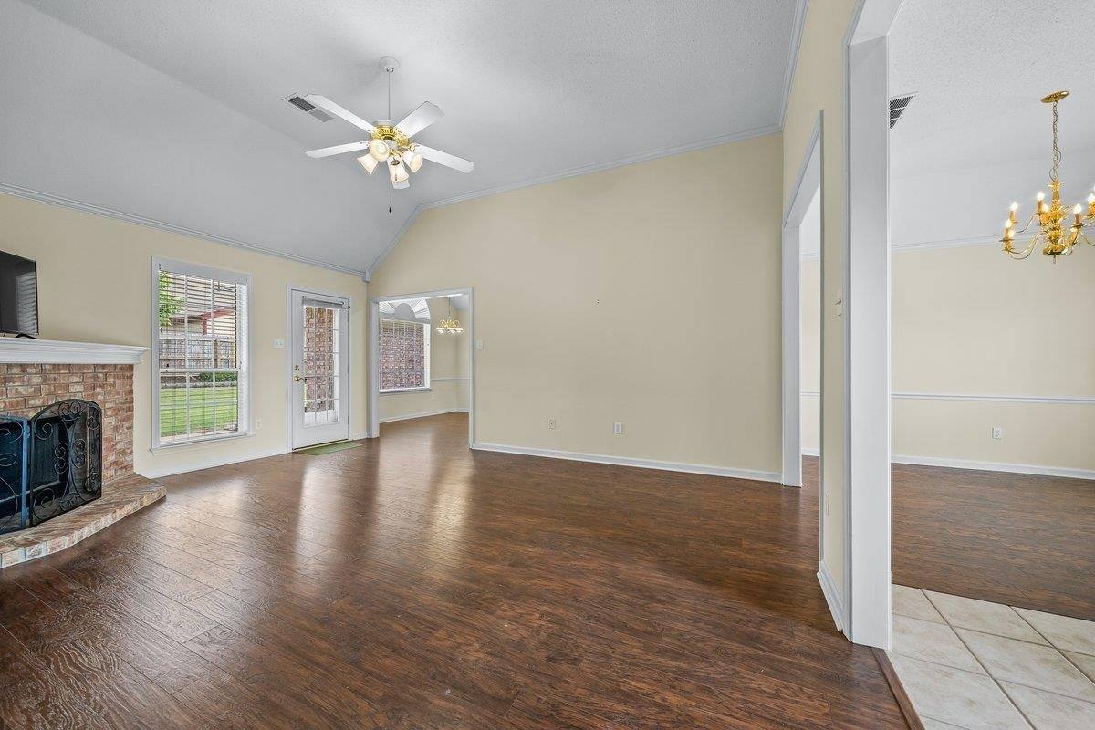 250 Lakewood Dr, Oakland, TN 38060