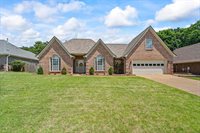 250 Lakewood Dr, Oakland, TN 38060
