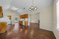 250 Lakewood Dr, Oakland, TN 38060