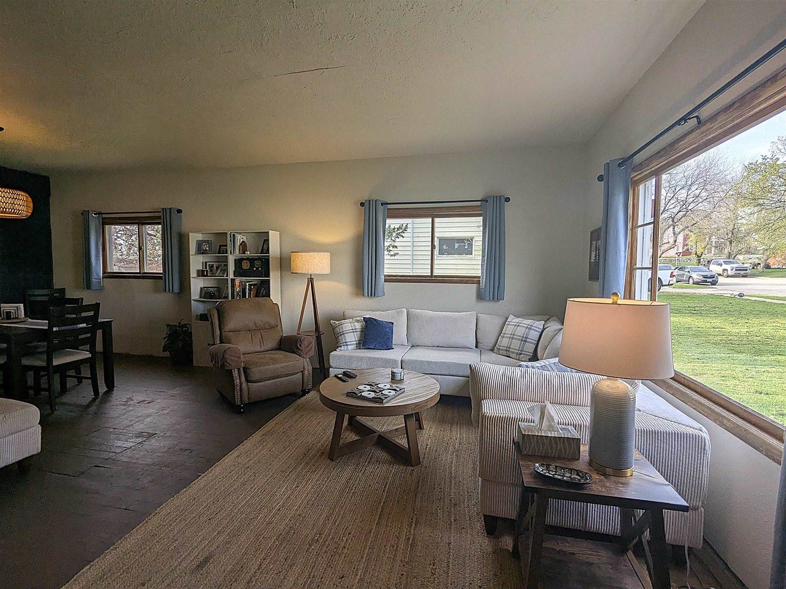 207 2nd Ave NW, Kenmare, ND 58746