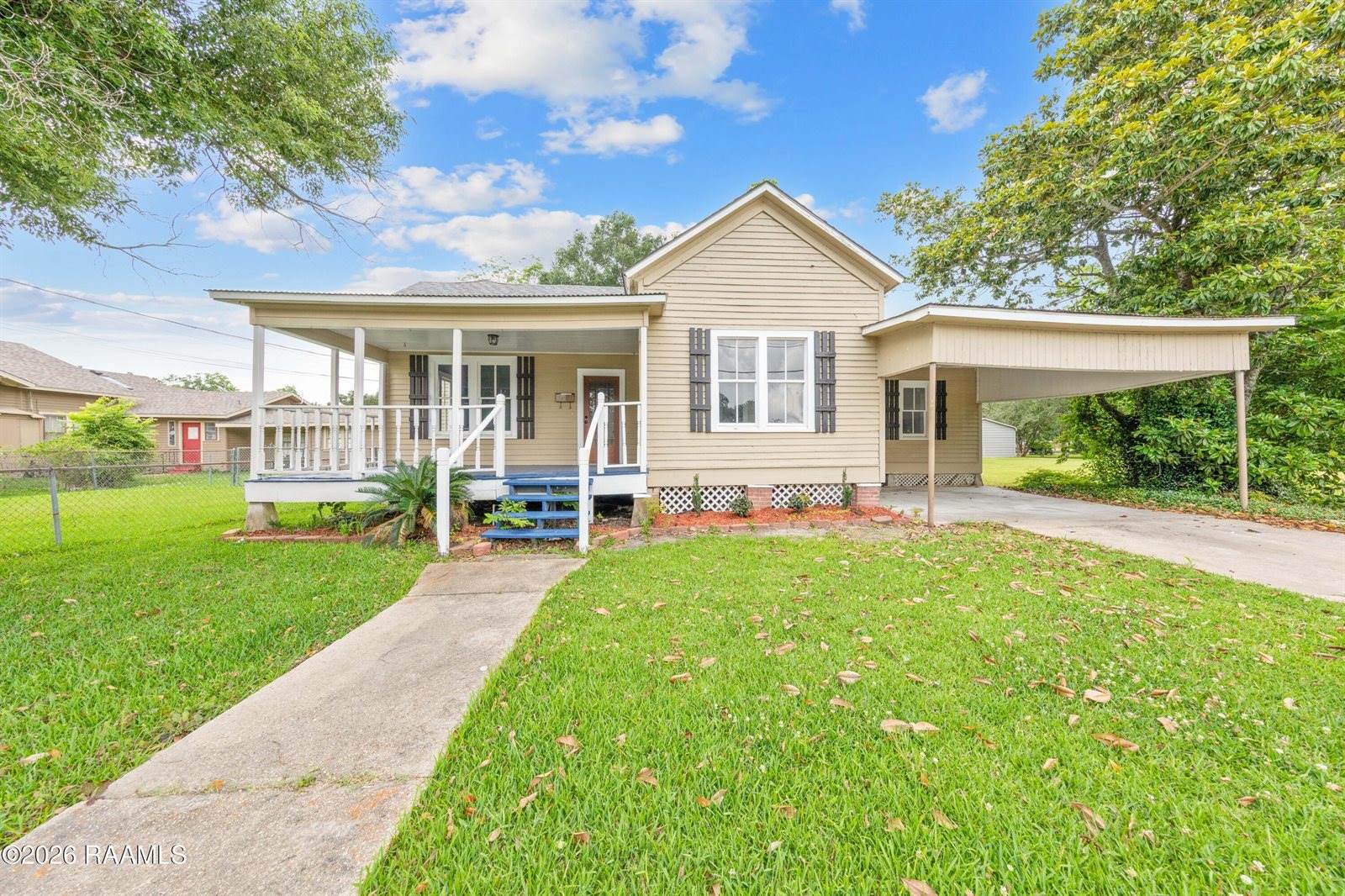 405 North Adams Avenue, Rayne, LA 70578