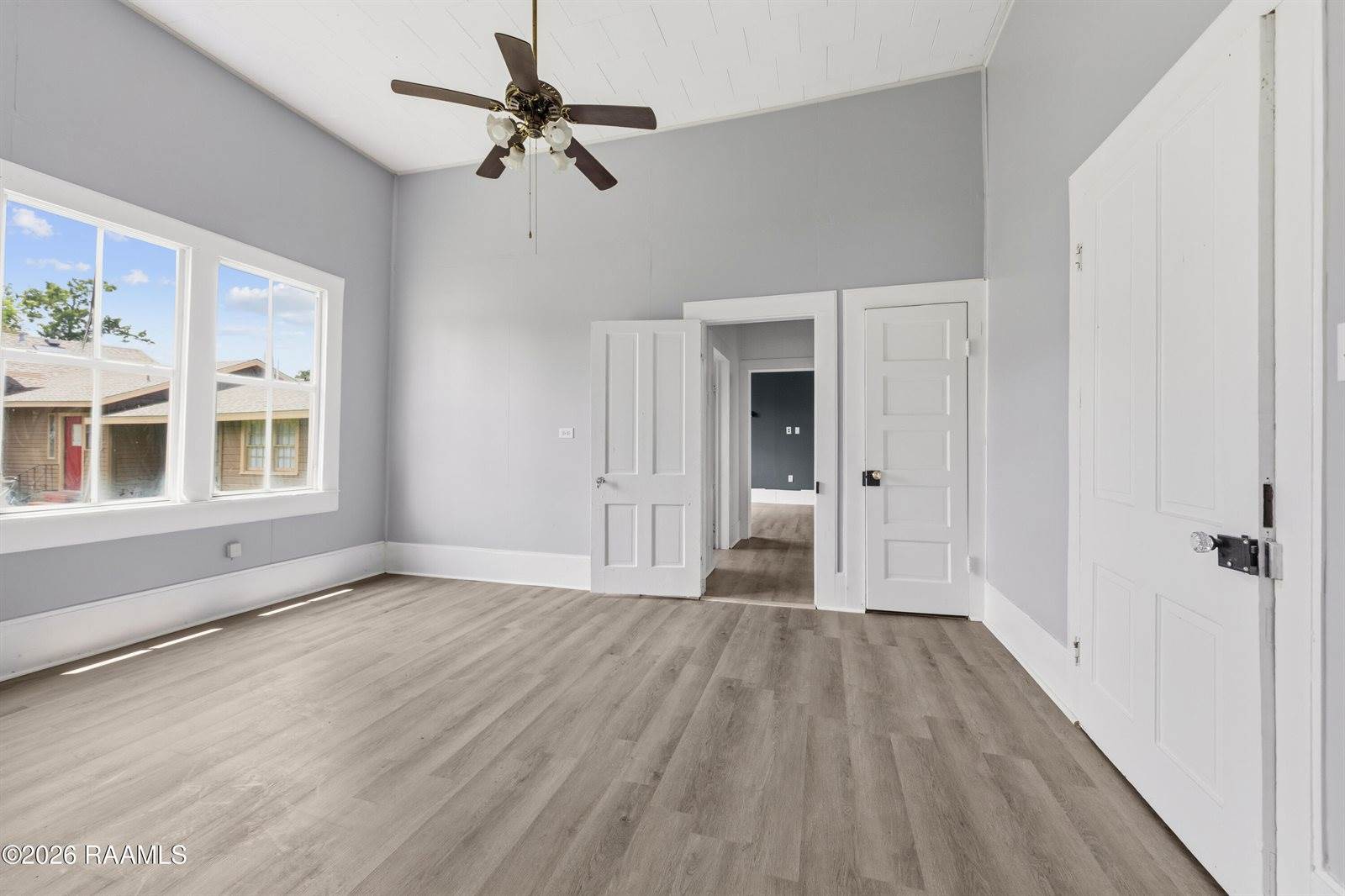 405 North Adams Avenue, Rayne, LA 70578