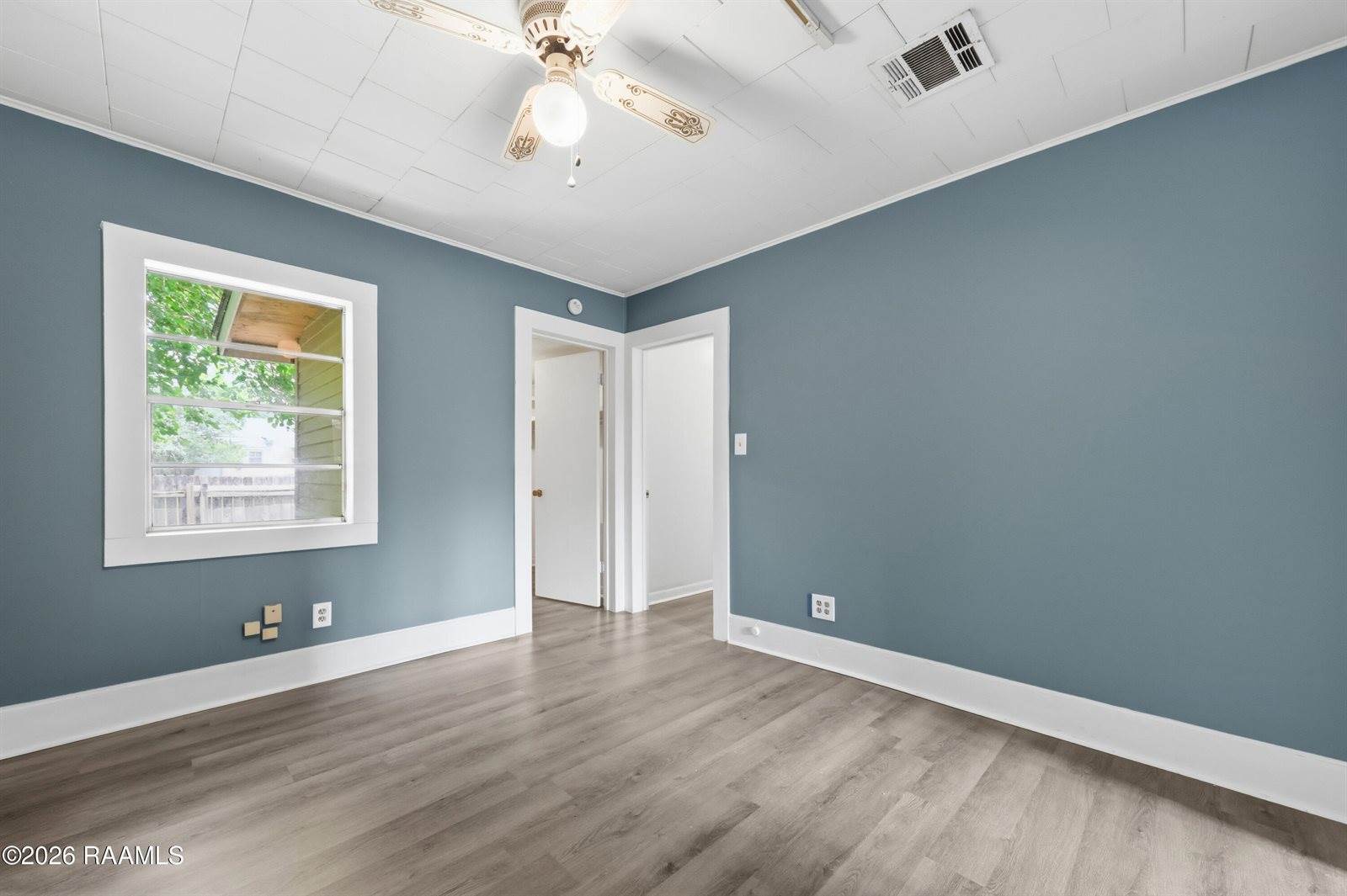 405 North Adams Avenue, Rayne, LA 70578