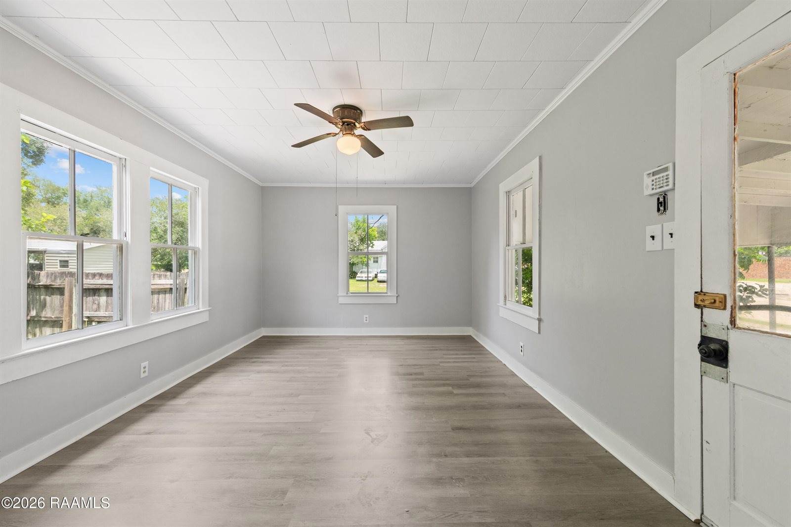 405 North Adams Avenue, Rayne, LA 70578
