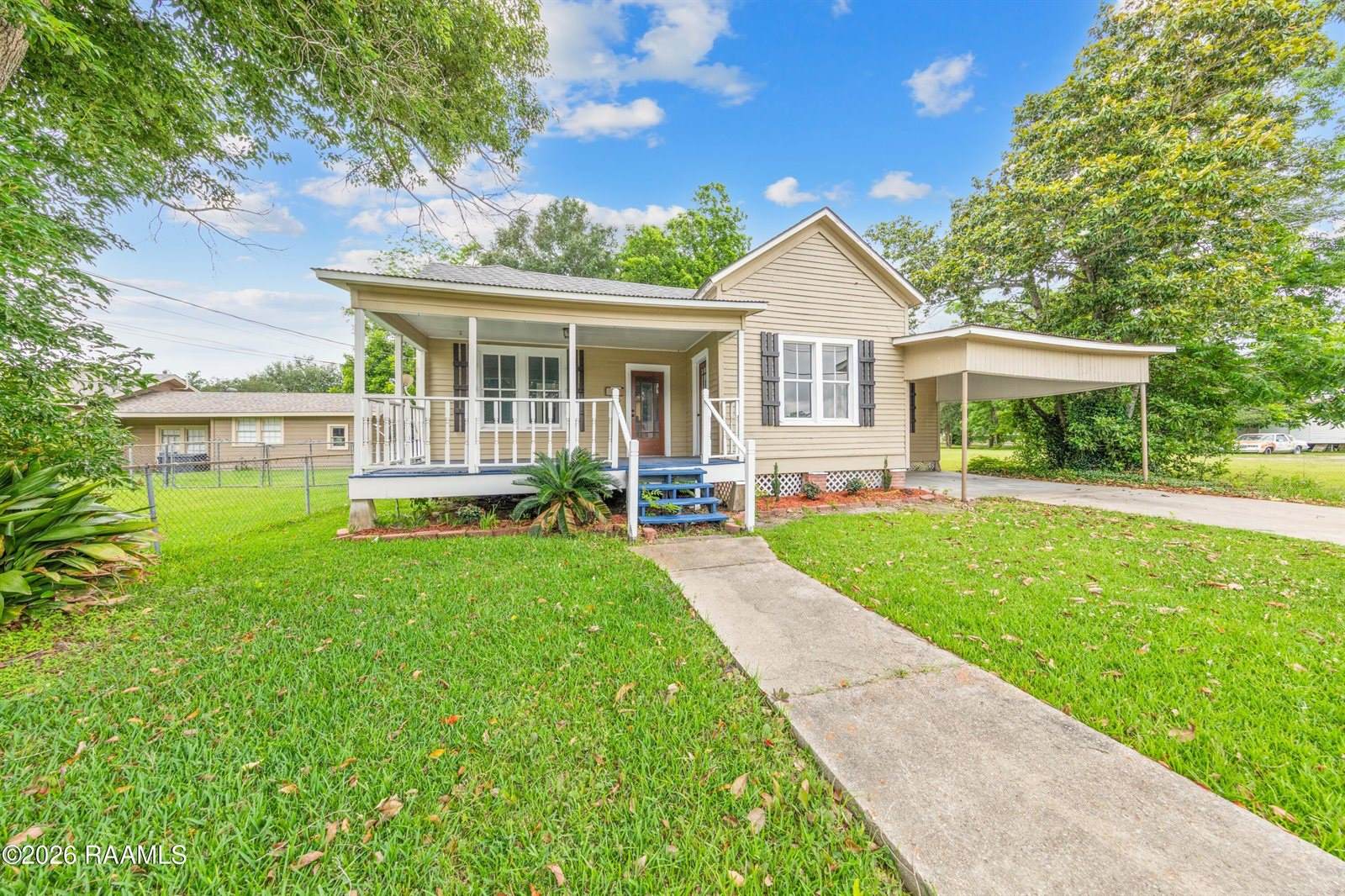 405 North Adams Avenue, Rayne, LA 70578