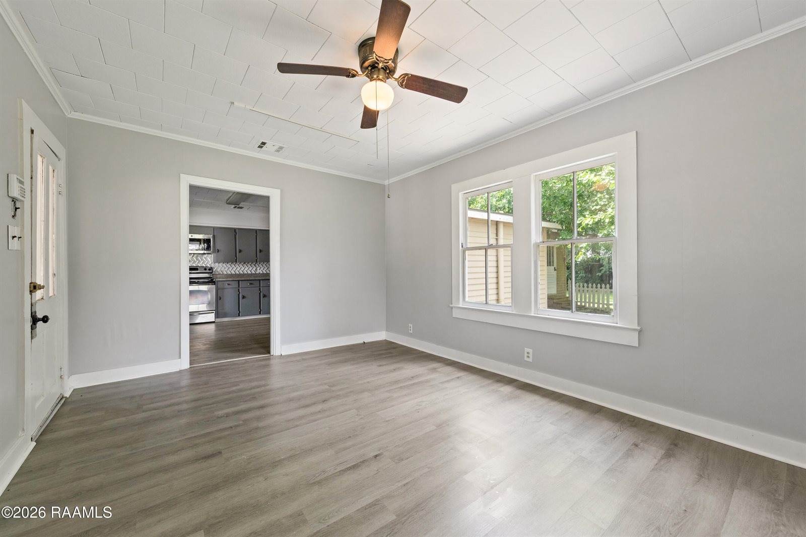405 North Adams Avenue, Rayne, LA 70578