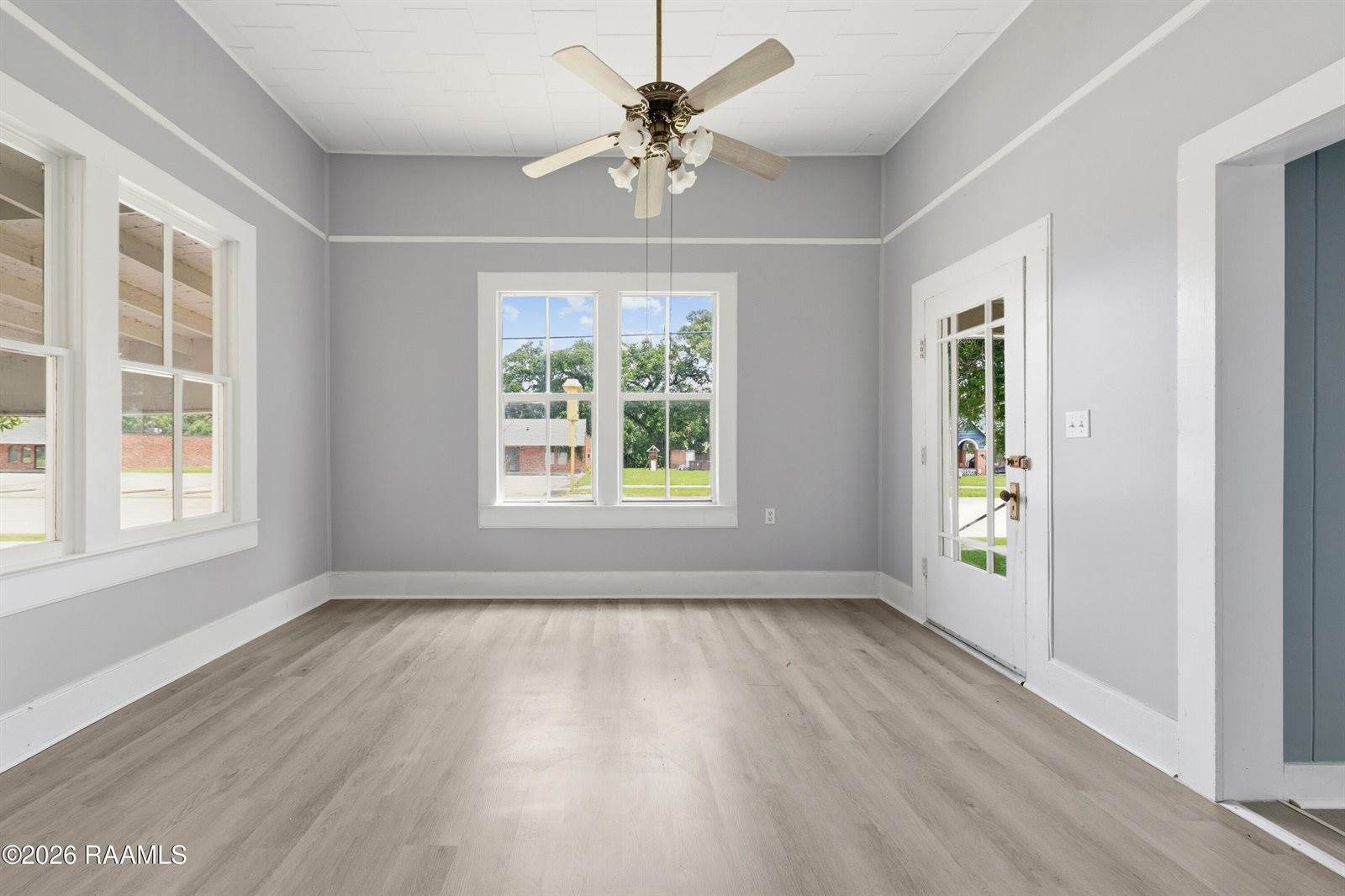 405 North Adams Avenue, Rayne, LA 70578