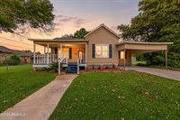 405 North Adams Avenue, Rayne, LA 70578