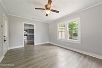 405 North Adams Avenue, Rayne, LA 70578