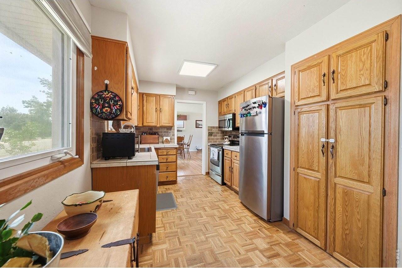 2523 12th Ave Ct, Greeley, CO 80631