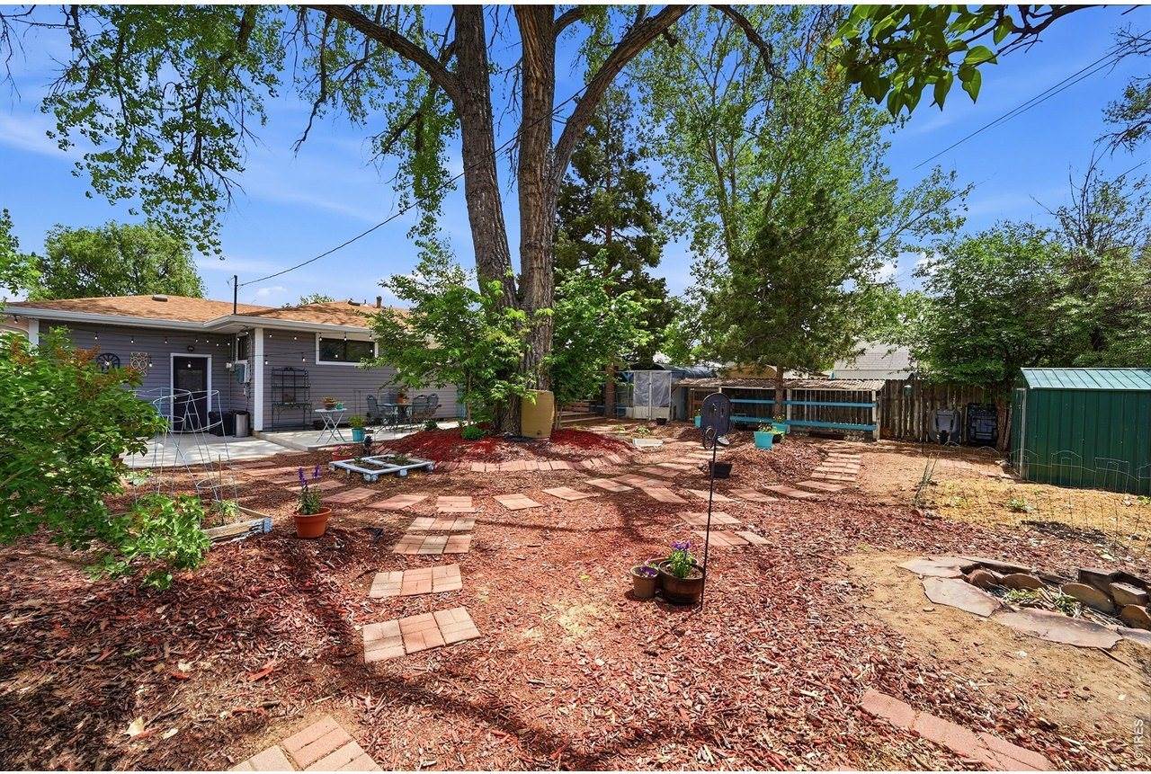 2523 12th Ave Ct, Greeley, CO 80631