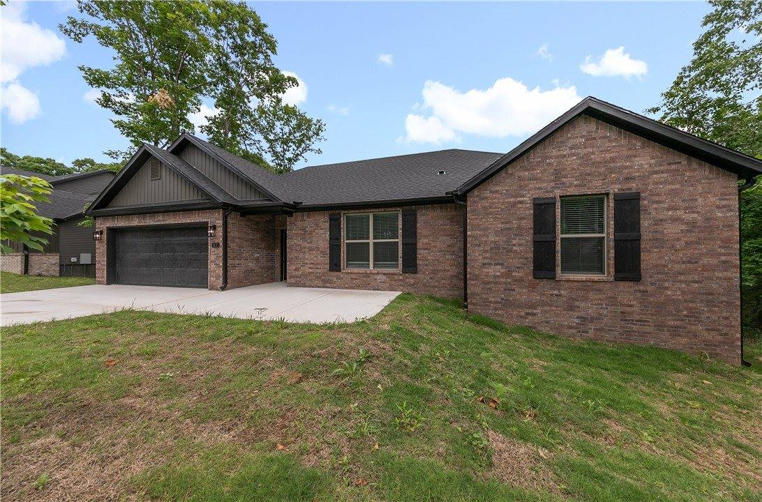 3 Kent Drive, Bella Vista, AR 72714