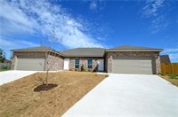 311 Copper Oaks Drive, Centerton, AR 72719
