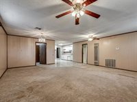20810 Silver Street, Harrah, OK 73045