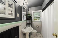 1220 East Irvin Dr, Memphis, TN 38119